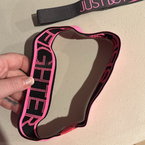 Under Armour and Nike non slip headbands - Picture 2 of 3